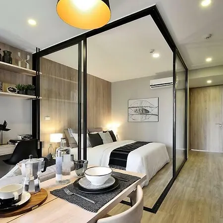 Blossom Condo Sathorn Charoenrat